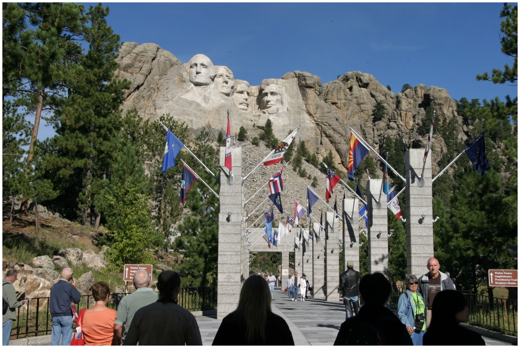 05 - Mont Rushmore NM (0).jpg